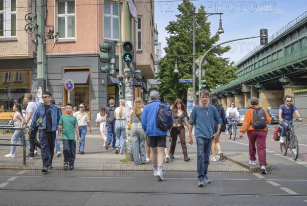 Pedestrians, passers-by at Eberswalder Straße underground station, Schönhauser Allee, Prenzlauer