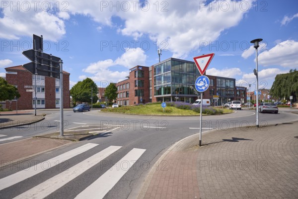 Roundabout at Münsterstraße, Nordwall, Mühlenstraße and Schüttenwall with the Haltern head office