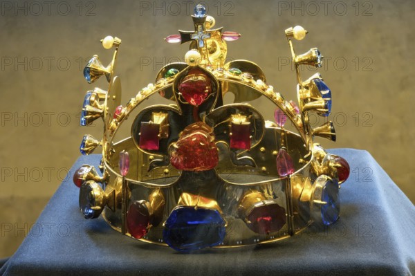 Prague Castle, Saint Wenceslas crown, Prague, Czech Republic, Europe