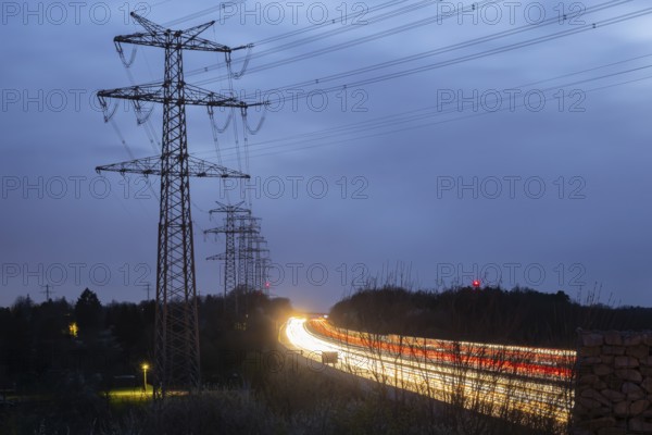 New power line from Birkenfeld to Ötisheim in the Enzkreis district in the evening, 14-kilometre