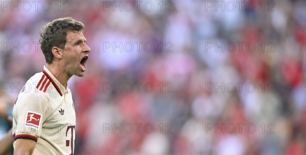 Goal celebration Thomas Thomas Müller FC Bayern München FCB (25) Allianz Arena, Munich, Bavaria,