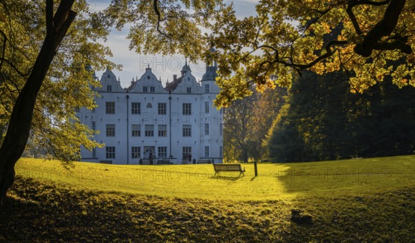 Autumn time, Ahrensburg Castle, Ahrensburg, Schleswig-Holstein, Germany, Europe