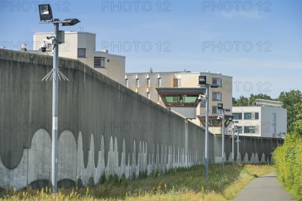 Watchtower and Wall, Tegel Prison, Seidelstraße, Reinickendorf, Berlin, Germany, Europe