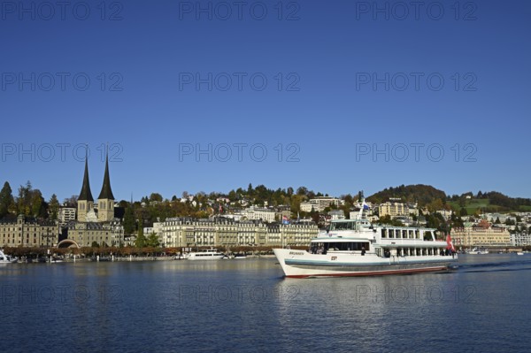 Court church of St Leodegar with excursion boat on Lake Lucerne, Lucerne, Canton Lucerne,