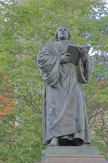 Sculpture Martin Luther monument, Luther monument, Bible, arm, hold, book, Anger, Erfurt,