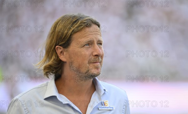 Coach Bo Henriksen 1. FSV Mainz 05, portrait, smiling, looking up, MHPArena, MHP Arena Stuttgart,