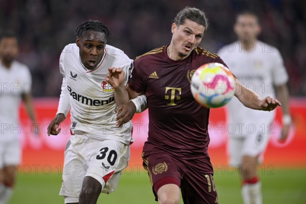 Marcel Sabitzer FC Bayern Munich FCB vs Jeremie Frimpong Bayer 04 Leverkusen, Allianz Arena,