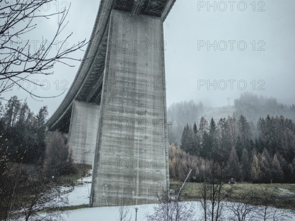 Pillars of the Brenner motorway bridge, which will be restored from January 2025 and will only have