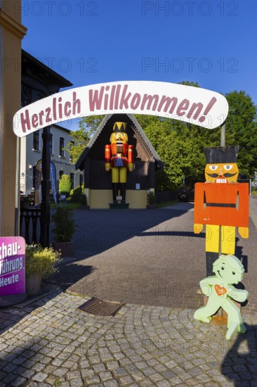 The Nutcracker Museum is a museum in Neuhausen/Erzgebirge. The collection includes over 5000