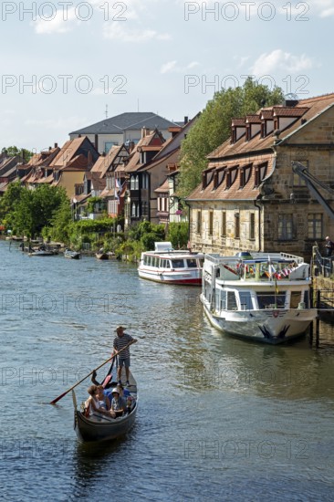 Gondolier, boat, excursion boats, Regnitz, Alter Schlachthof, harbour, Bamberg, Upper Franconia,