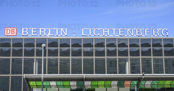 Station Lichtenberg, Weitlingstraße, Lichtenberg, Berlin, Germany, Europe
