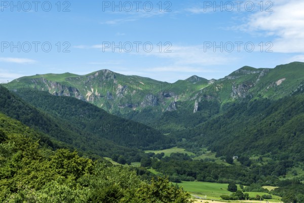 Chaudefour Valley Natural Reserve, Sancy massif, Auvergne Volcanoes Natural Park, Puy de Dome