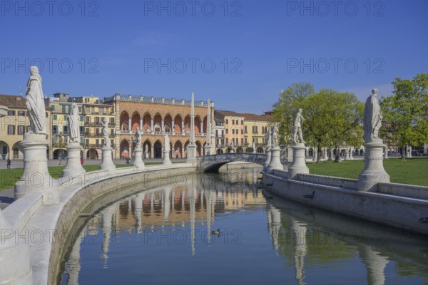 Prato della Valle, Padua, Province of Padua, Italy, Europe