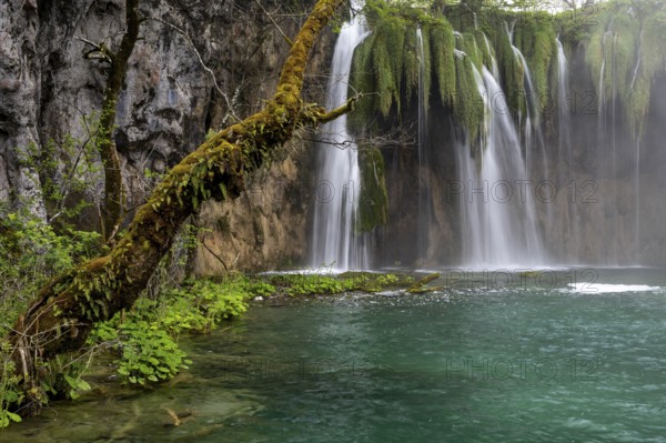 Waterfall, Plitvice Lakes National Park, Plitvicka Jezera, Lika-Senj, Croatia, Europe