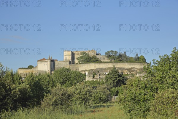 Cityscape with city wall, city fortification, Grignan, Drôme, Tricastin, Provence, France, Europe