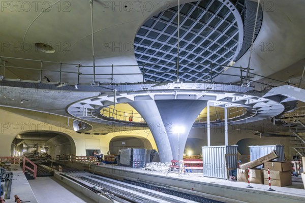 Impressions of the new Stuttgart 21 main station. The shell is finished, now it's time for the