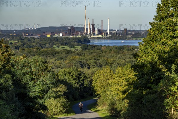 View, from the Rheinpreußen spoil tip in Mörs, across the Rhine to the Thyssenkrupp Steel