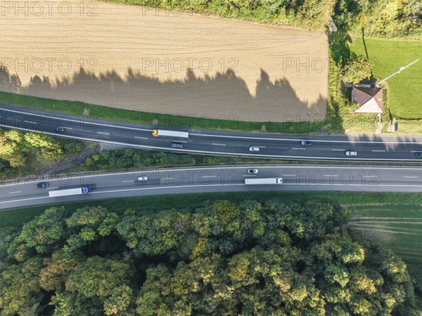 A8 motorway near Hohenstadt in the Swabian Alb. The two directional carriageways separate here. For
