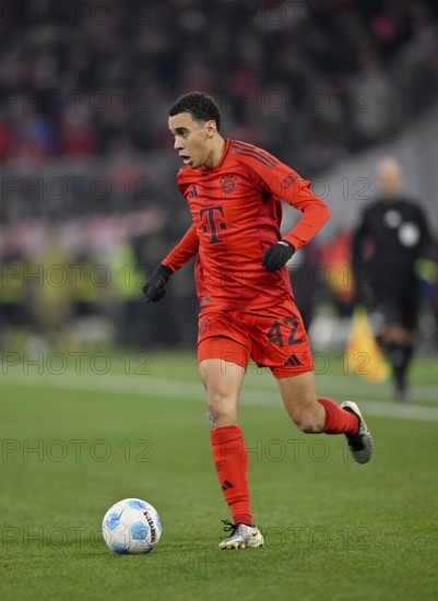 Jamal Musiala FC Bayern Munich FCB (42) Action on the ball DFB Cup round of 16, Allianz Arena,