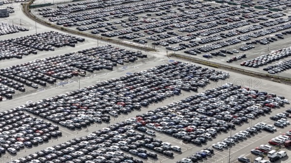 Volkswagen new cars standing in a car park at the Volkswagen plant, Wolfsburg, 29.09.2024. The