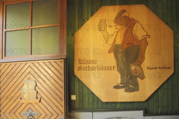 Local Klanne Sachsehäuser with cider tradition, dialect, Hessian, inscription, Affentorplatz,