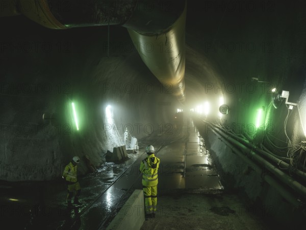 Workers in lot H53 of the Brenner Base Tunnel, Tyrol, Austria, Europe