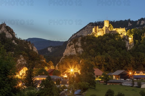 Castle ruin Neu Falkenstein, Balsthal, Solothurn, Switzerland, Europe