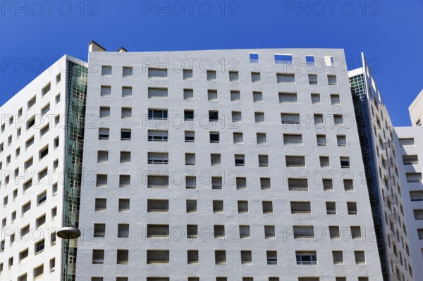 Edifício Gil Eanes apartment building, modern architecture in the Parque das Nações district,