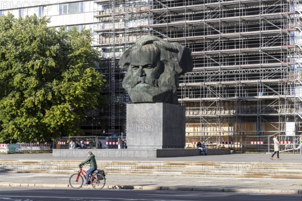 Karl Marx Monument, 40-tonne sculpture, best-known landmark of the city of Chemnitz, Saxony,