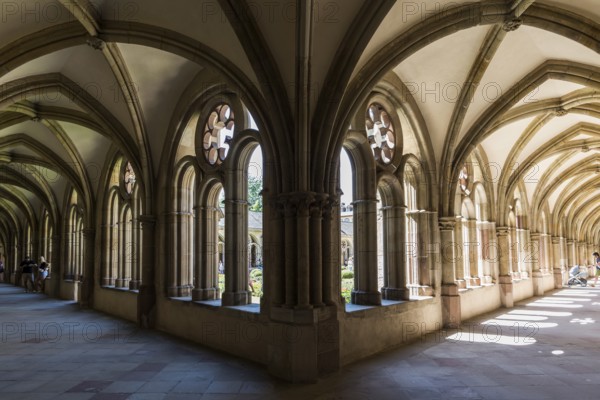 Cloister, Church of Our Lady, UNESCO World Heritage Site, Trier, Rhineland-Palatinate, Germany,