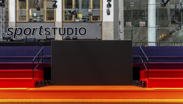 European Football Championship 2024, ZDF Sportstudio am Zollernhof, Unter den Linden, Berlin,
