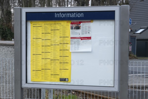 Information board, train departure, timetable, Dortmund, Ruhr area, North Rhine-Westphalia,