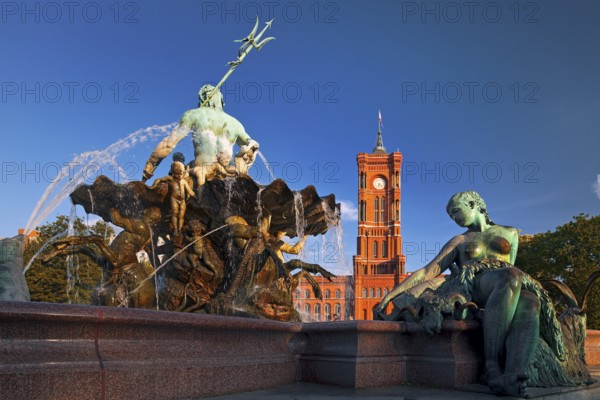 Neptune Fountain and Red City Hall in the evening light, Berlin Mitte, Berlin, Germany, Europe