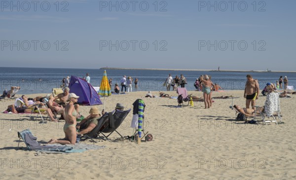Holidaymaker, sandy beach, Baltic Sea, Swinoujscie, West Pomeranian Voivodeship, Poland, Europe
