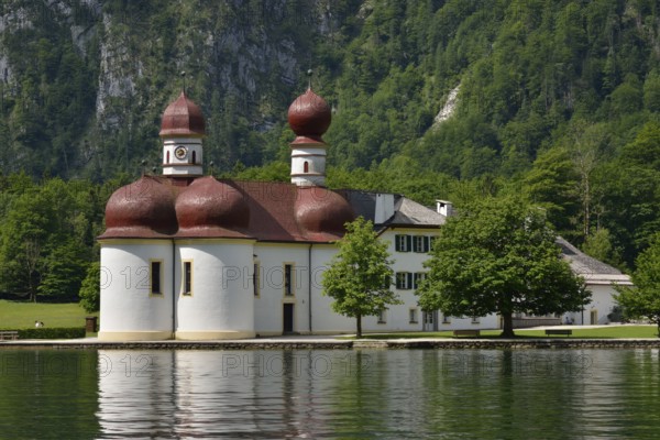 Pilgrimage church of St. Bartholomew on lake Königssee, Upper Bavaria, Bavaria, Germany, Europe