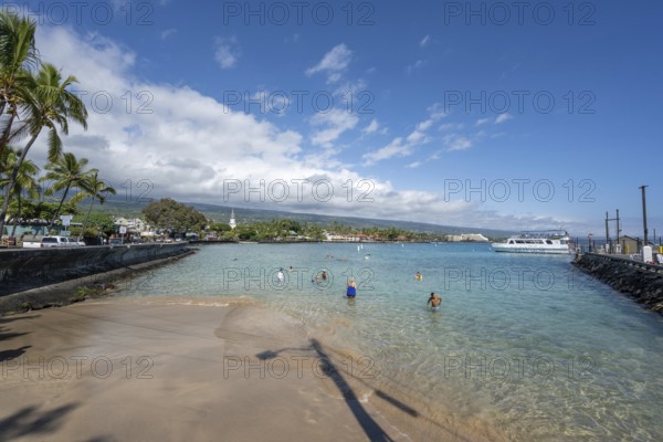 Official Starting Point of the Ironman Triathlon World Championships, Kailua Bay, Kona, Big Island,