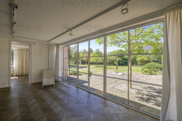 Mies van der Rohe House, House Lemke, Oberseestraße, Alt-Hohenschönhausen, Lichtenberg, Berlin,