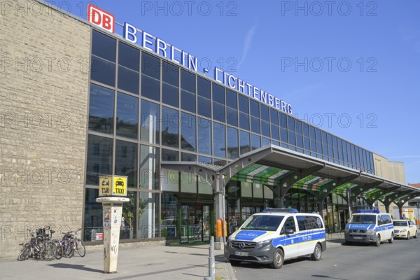Station Lichtenberg, Weitlingstraße, Lichtenberg, Berlin, Germany, Europe
