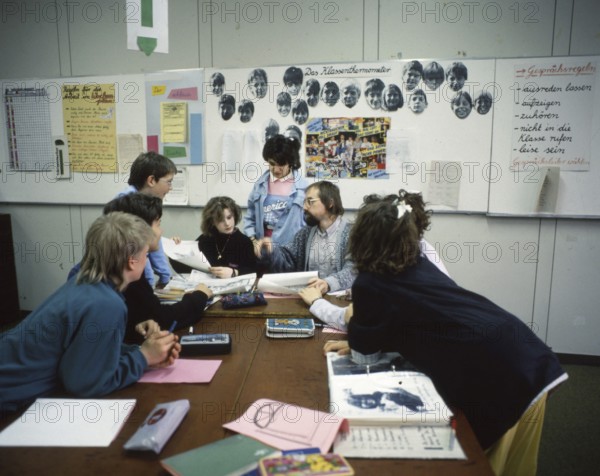 Hagen. Teaching at a comprehensive school ca. 1990