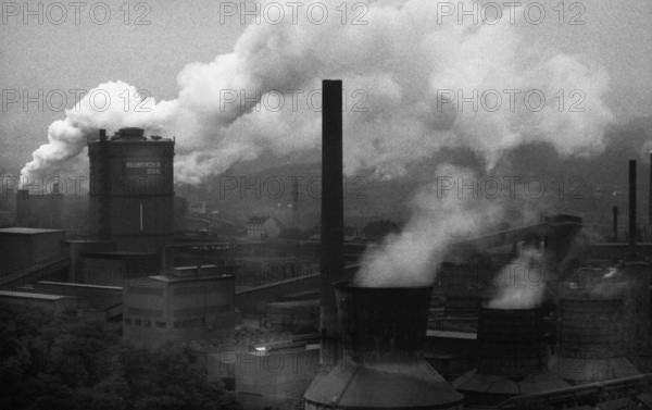 The town of Neunkirchen was dominated by industrial dirt and the Neunkircher Eisenwerke on 02.08.