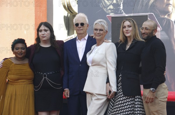 Kynthia Guest and wife Ruby Guest, Christopher Guest, Jamie Lee Curtis, daughter Annie Guest and
