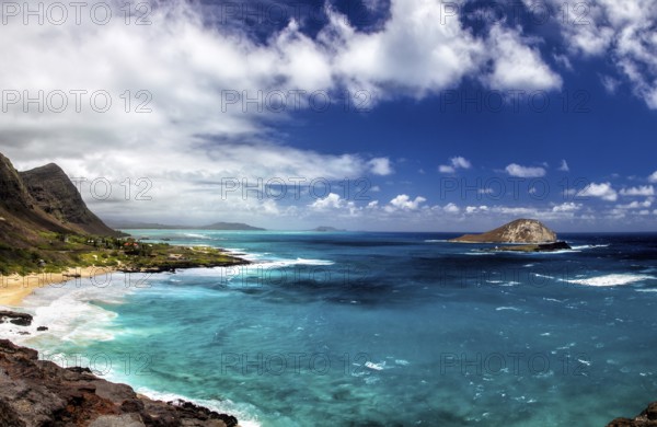 Coastal landscape at Makapuu Beach on the south coast of Oahu, Hawaii, USA, North America