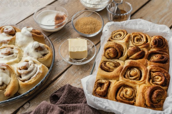 Delicious cinnamon rolls tray 2