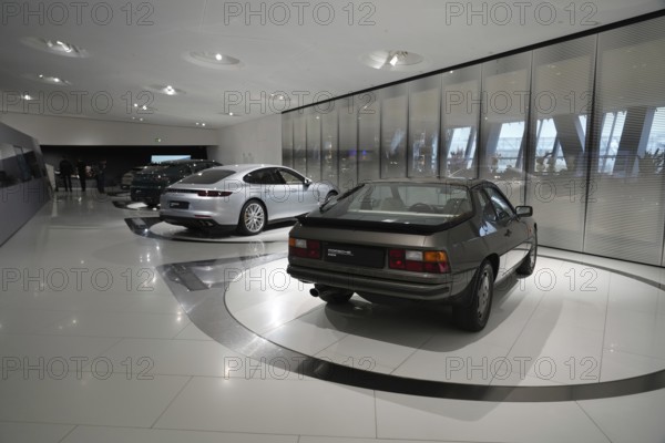 A grey retro Porsche in a modern showroom, New Porsche Museum 2009, Stuttgart, Baden-Württemberg,