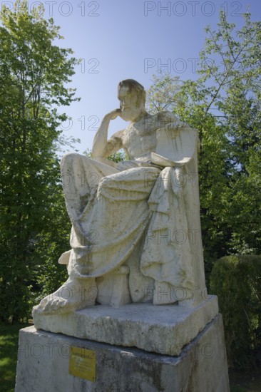Sculpture of the Greek scholar Hippocrates, park, Kelheim limestone, natural stone, Bernau am