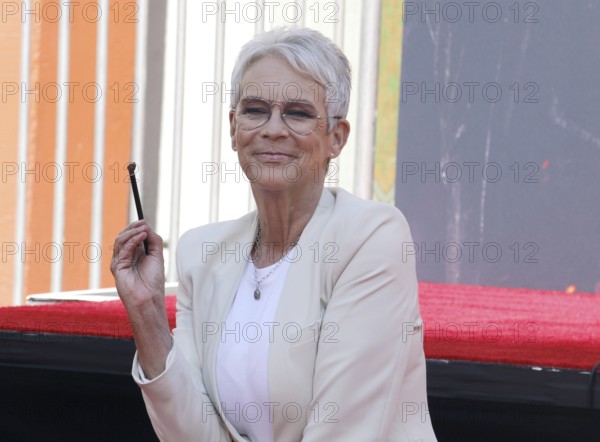 Jamie Lee Curtis at Jamie Lee Curtis hand and footprint in cement ceremony held at the TCL Chinese