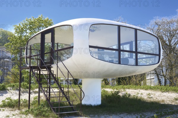 Former rescue tower, beach watch tower, by the architect Ulrich Müther, Müther Tower, modern