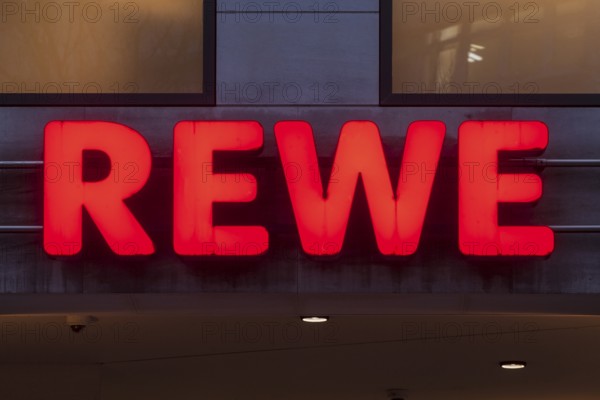 REWE Marken-Discount, Logo at dusk, Bremen, Germany, Europe
