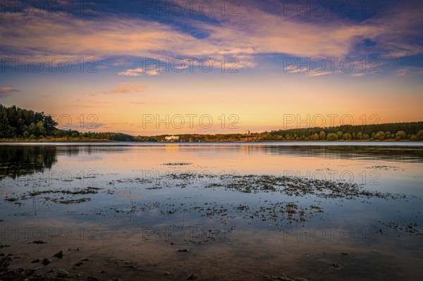 Zeulenroder Sea with view of the dam at sunset, Zeulenroda-Triebes, Thuringia, Germany, Europe