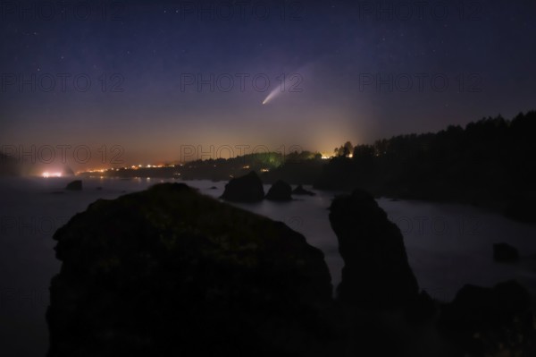 Comet Neowise as seen from Northern California, USA, North America